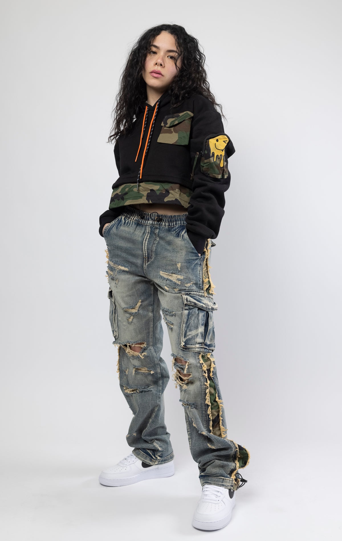 Women's chenille patch cropped pullover fleece hoodie set