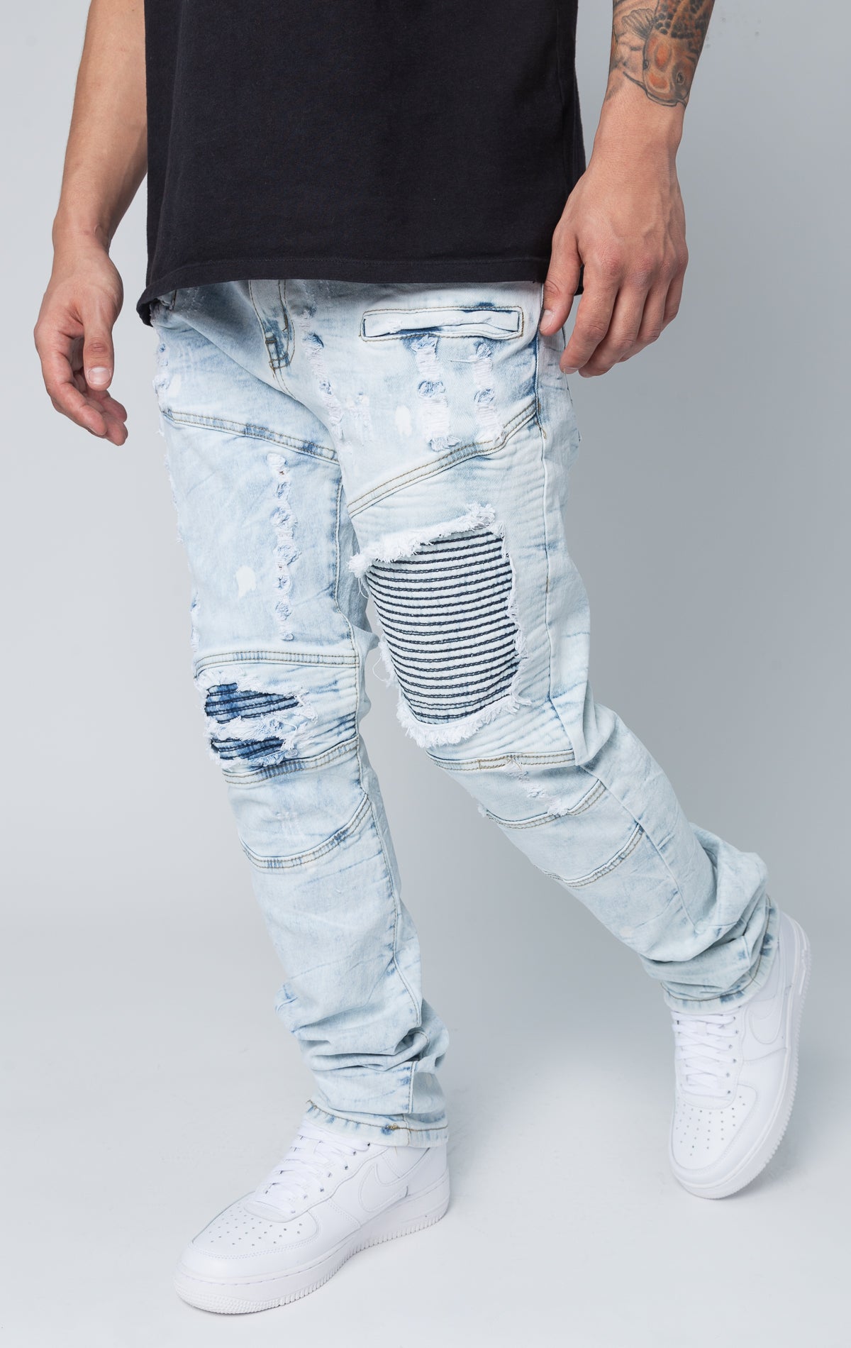 Denim ripped pants in ice blue