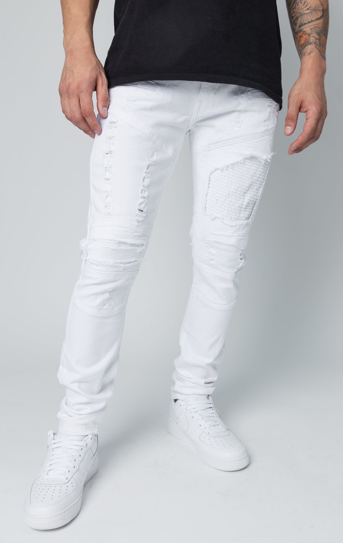 Denim ripped pants in white
