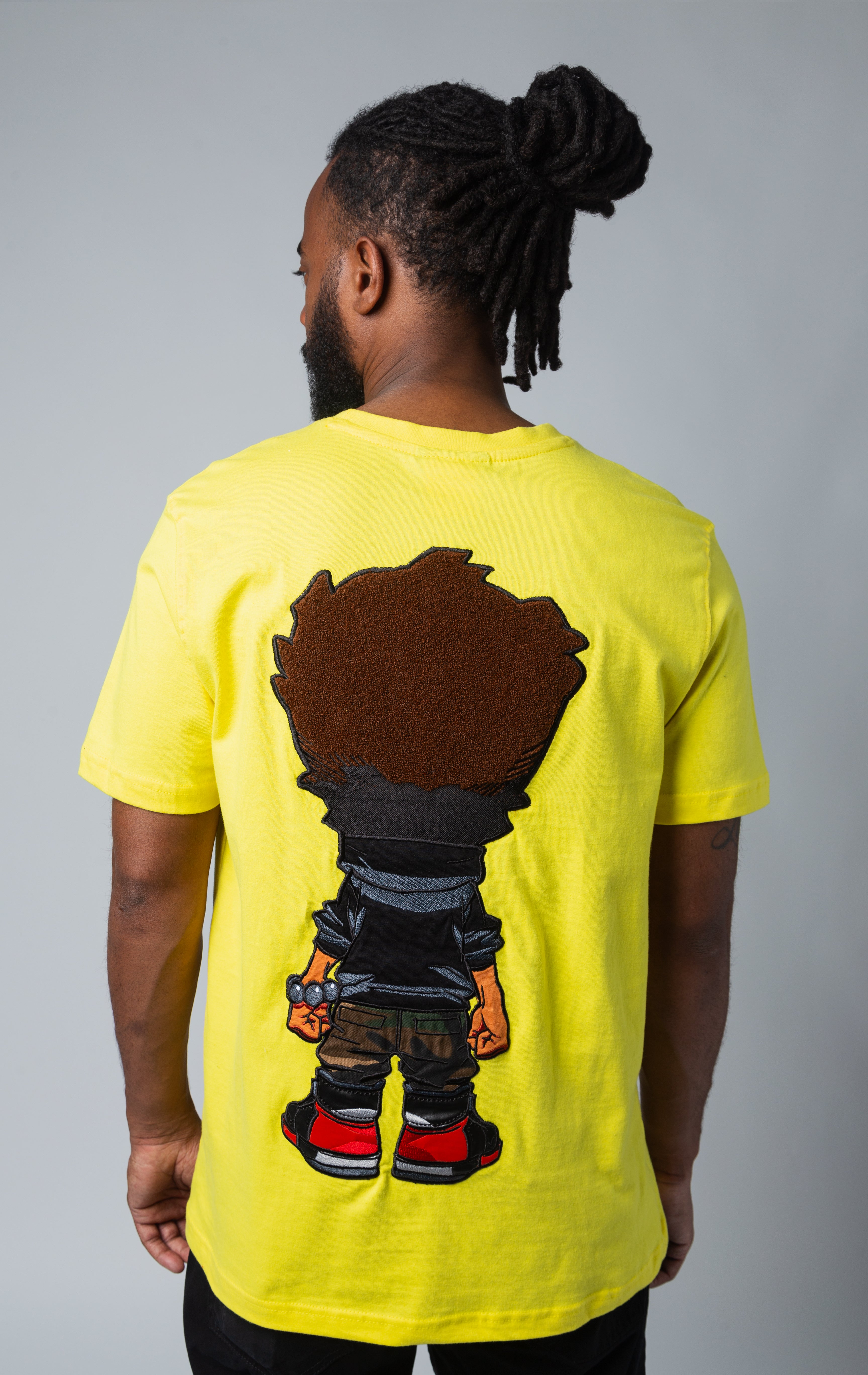 Yellow t-shirt with boondock stitched design
