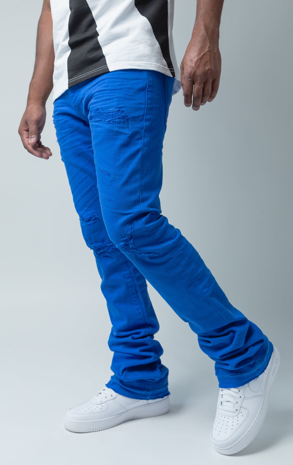 Royal blue shredded denim pants