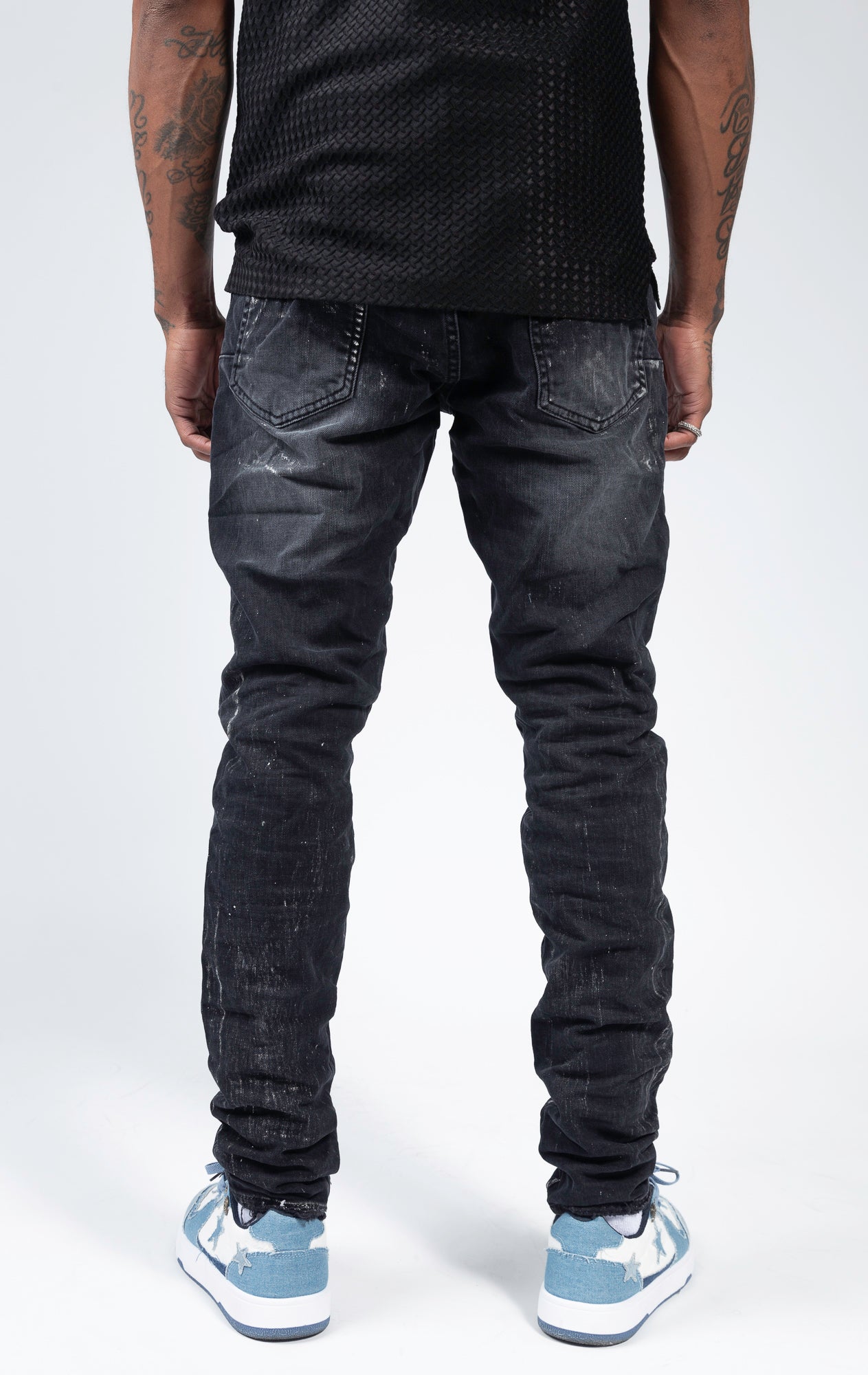 These jeans feature mid-rise comfort, slim-fit and a faded finish.