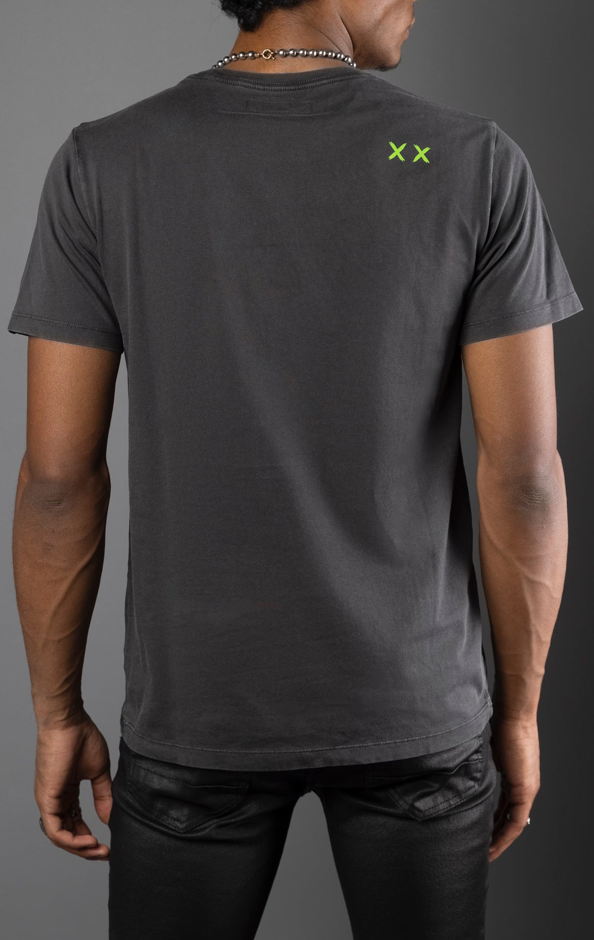 Vintage charcoal cotton tee made from 100% premium cotton