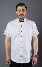 Donizetti Short Sleeve Shirt, Men's casual dress shirt with premium stretch cotton fabric, contrasting patterns, and sophisticated details.