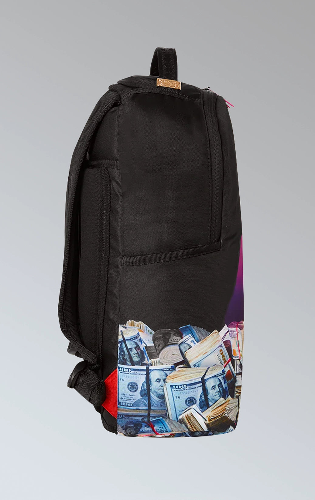 SPRAYGROUND MONEY ABDUCTION GRAPHIC ON Black backpack with numerous compartments and pockets, including a separate padded laptop sleeve. Features comfortable mesh back padding and adjustable straps. Made from durable vegan leather.